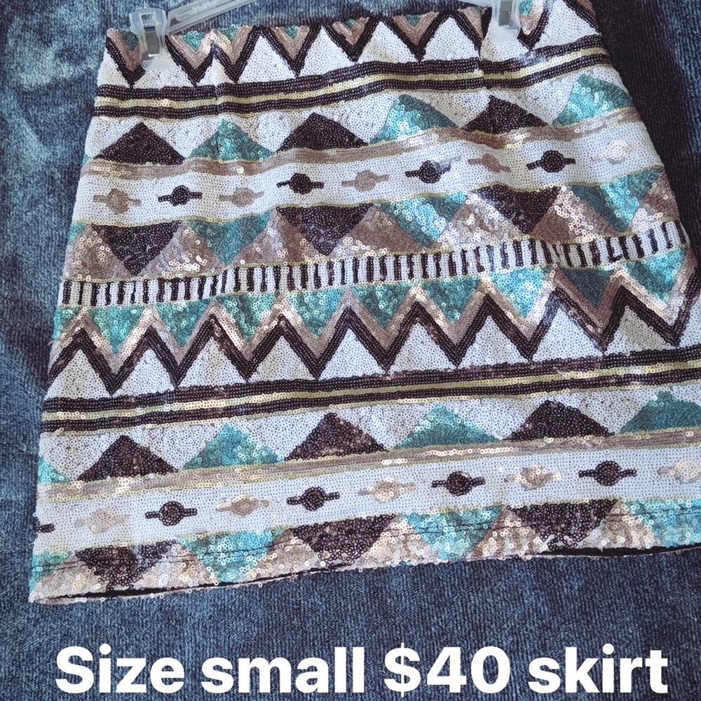 Geometric Patterned Skirt - Multicolor
